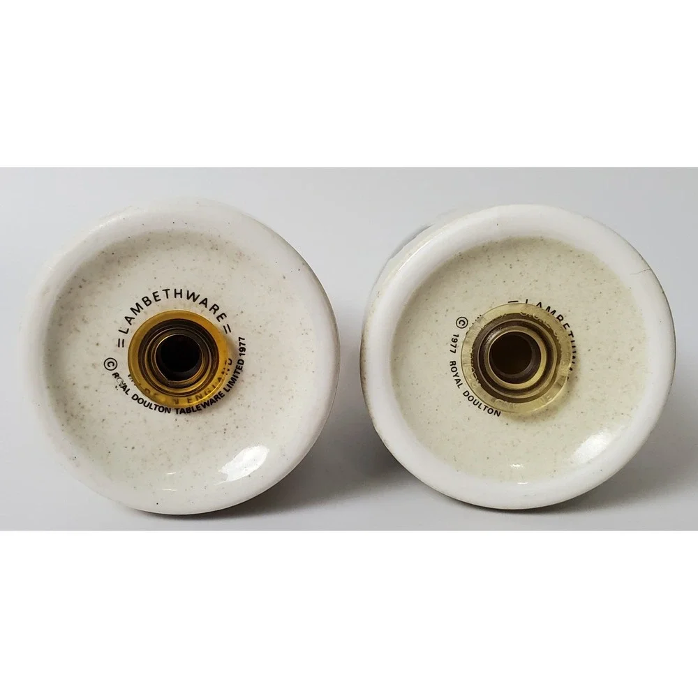 1977 Royal Doulton Lambethware Cornwall Salt Pepper‎ Shakers Sugar Fruit Berries
